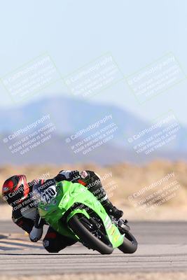 media/Dec-07-2025-CVMA (Sun) [[3e7d2de5dc]]/Race 9-Formula UL Shootout/